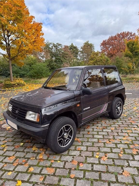 Schwarz Gebraucht 1990 Suzuki Vitara SUV | 2.600 € - Bild 1/4
