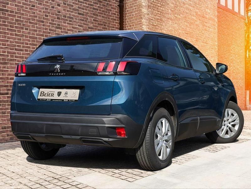 Gebraucht Peugeot 3008 Active 136 PS (100 kW) 2024 Blau SUV