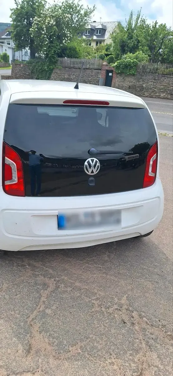 Gebraucht VW up! 60 PS (44 kW) 2015 Weiß Kleinwagen