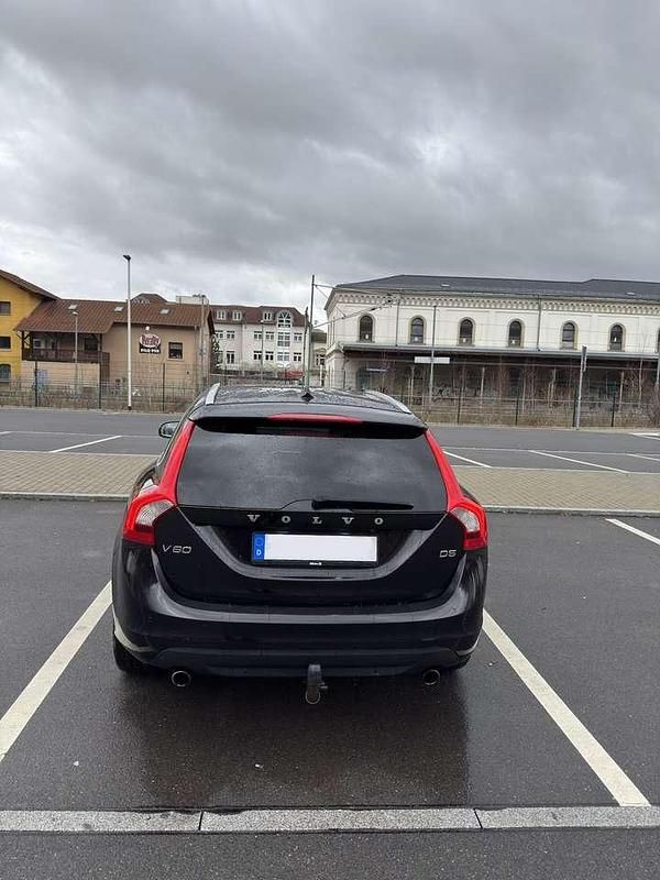 Gebraucht Volvo V60 Summum 205 PS (150 kW) 2011 Schwarz Kombi