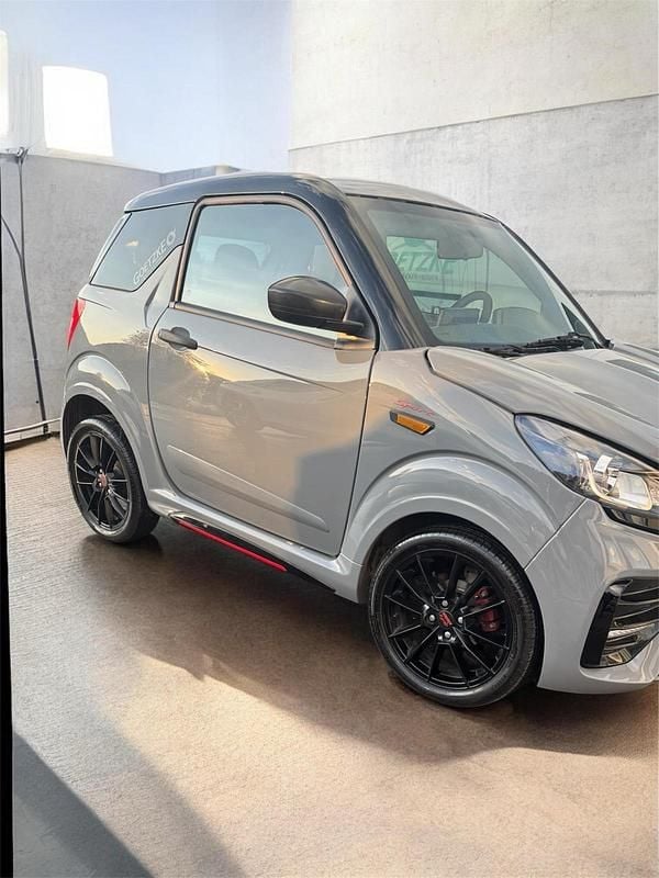 Second-hand Ligier JS50 2024 Gri Hatchback