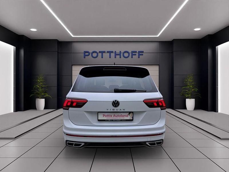 Gebraucht VW Tiguan R-line 150 PS (110 kW) 2022 Weiss SUV
