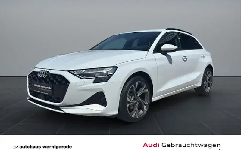 Gebraucht Audi A3 Comfort 116 PS (85 kW) 2025 Limousine