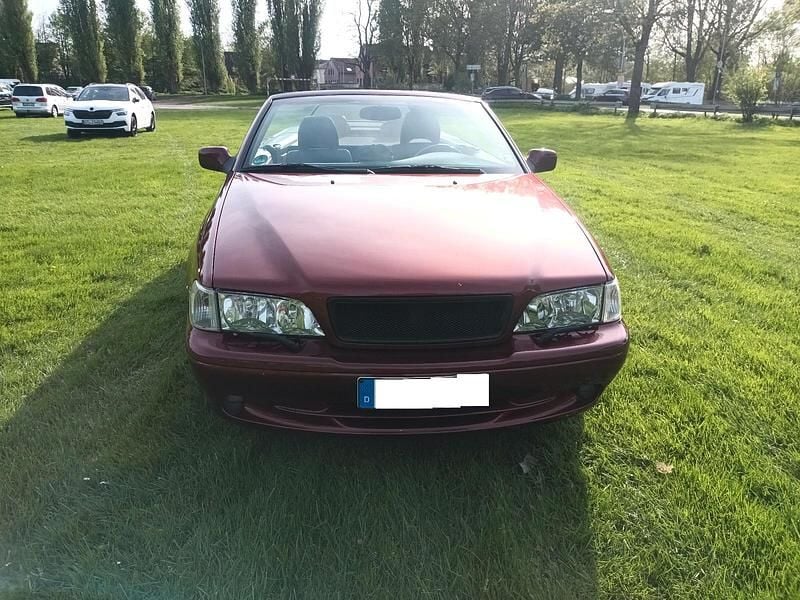 Gebraucht Volvo C70 239 PS (175 kW) 2002 Rot Cabrio