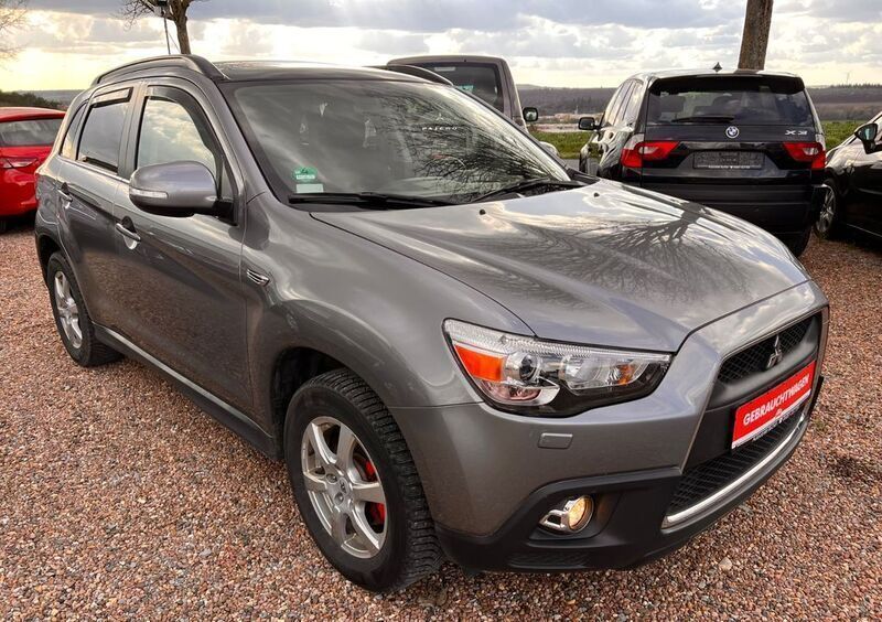 Grau Gebraucht 2011 Mitsubishi ASX SUV | 7.950 € (Fairer Preis) - Bild 1/4