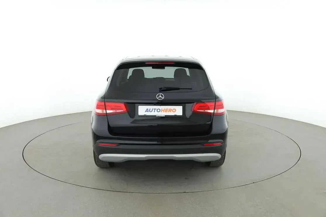 Gebraucht Mercedes GLC250 204 PS (150 kW) 2018 Schwarz SUV