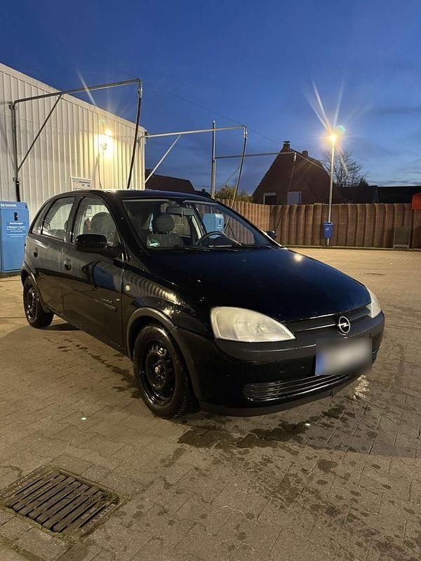 Schwarz Gebraucht 2001 Opel Corsa Kleinwagen | 300 € (Superpreis) - Bild 1/4