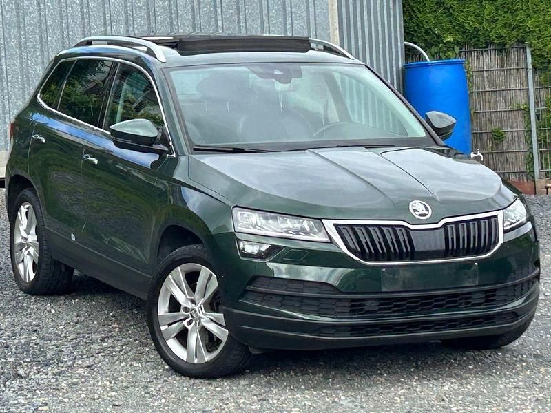 Grün Gebraucht 2018 Skoda Karoq SUV | 14.999 € (Guter Preis) - Bild 1/4