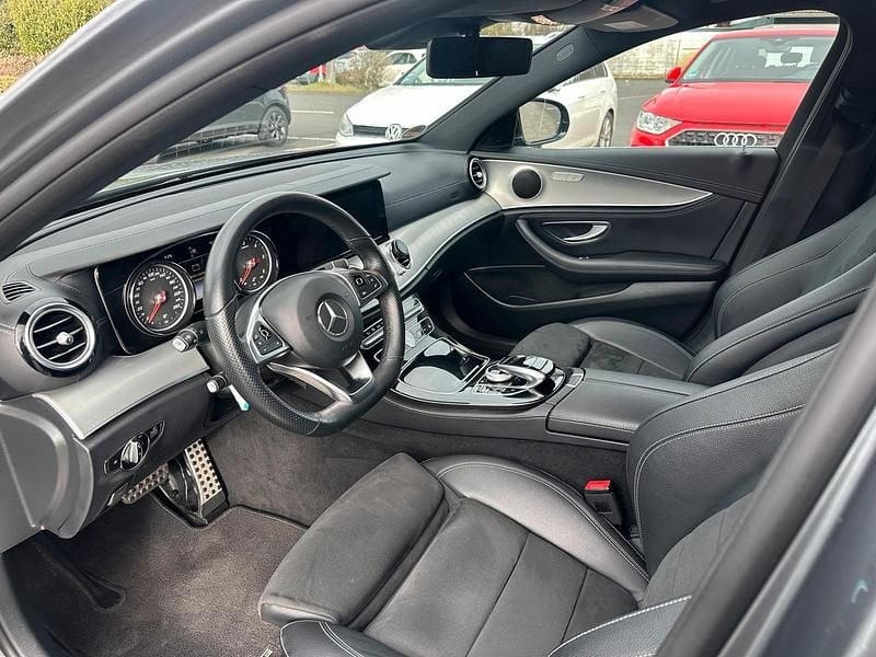 Gebraucht Mercedes E220 AMG 194 PS (142 kW) 2018 Grau Limousine