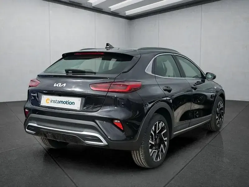Neu Kia XCeed 150 PS (110 kW) 2026 Schwarz SUV
