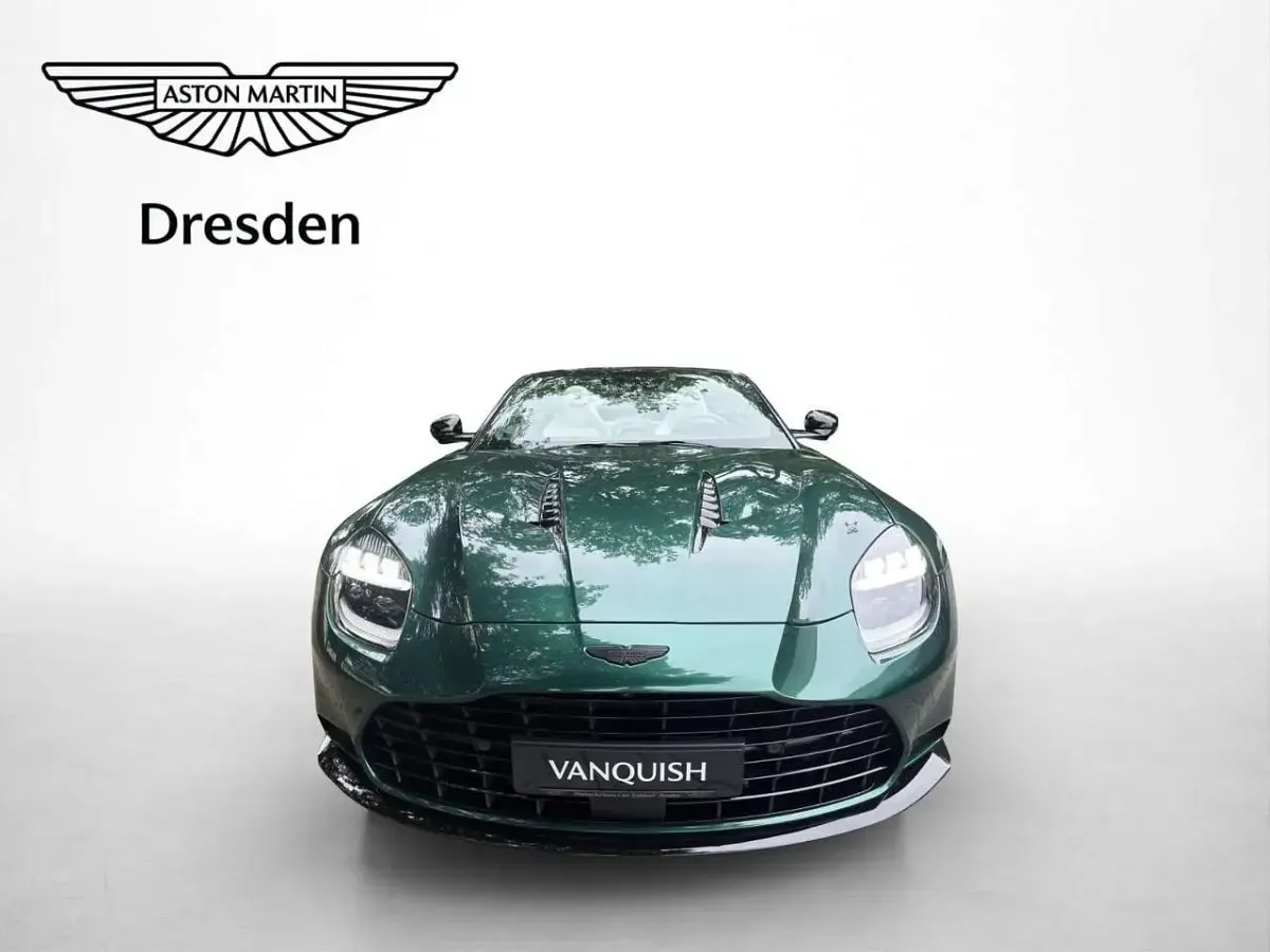 Neu Aston Martin Vanquish 835 PS (614 kW) 2026 Malachite green Cabrio