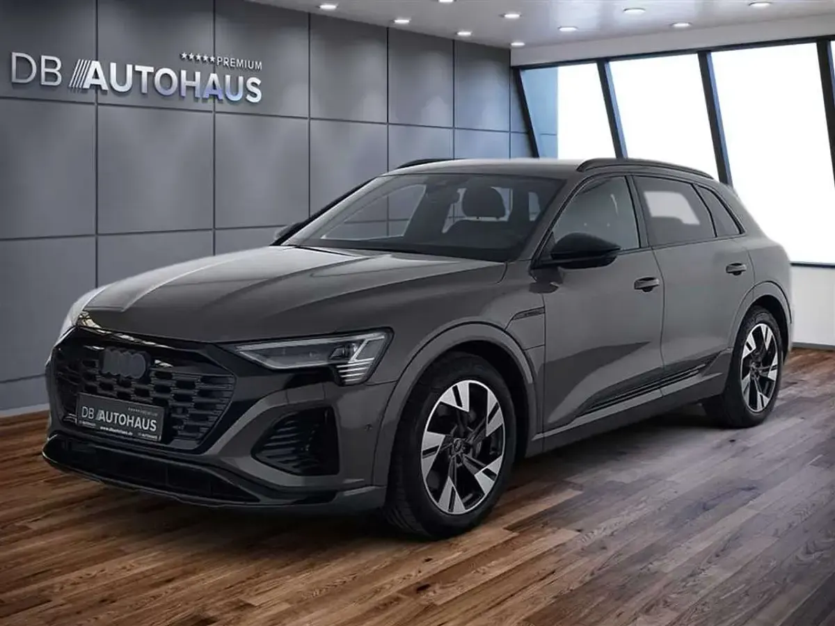 Gebraucht Audi Q8 e-tron S-Line 300 kW (408 PS) 2024 SUV