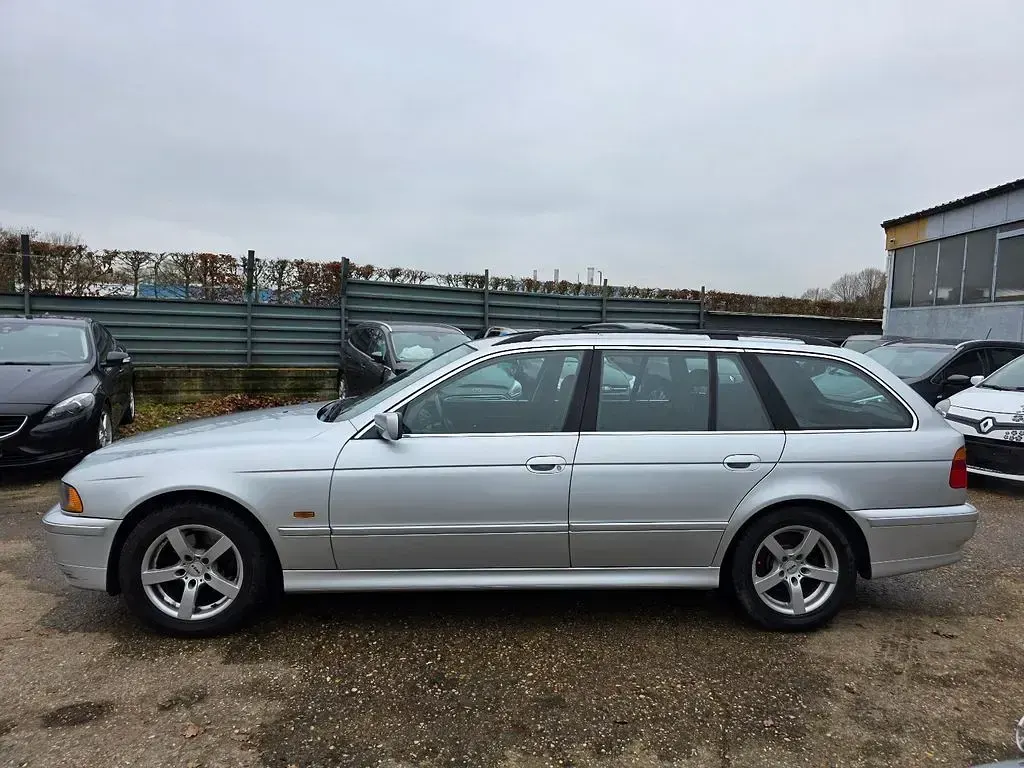 Usata BMW 520 170 CV (125 kW) 2000 Grigio Station wagon