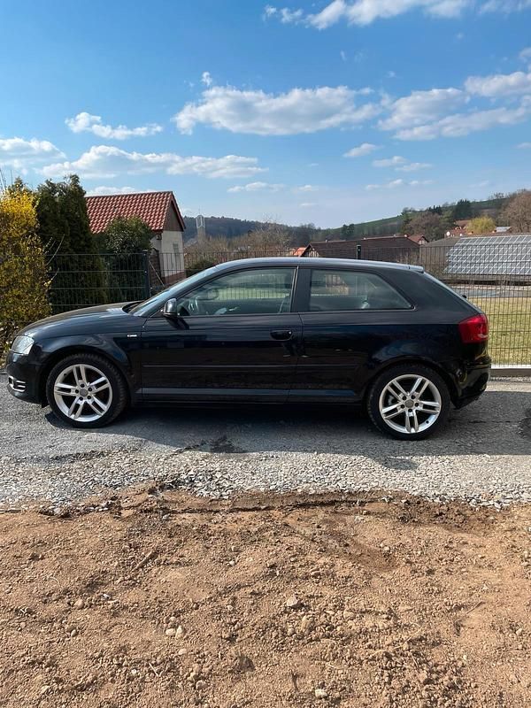 Gebraucht Audi A3 105 PS (77 kW) 2009 Schwarz Kleinwagen