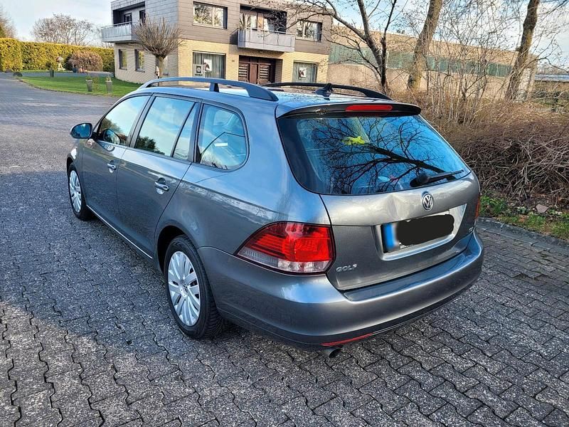 Gebraucht VW Golf VII 105 PS (77 kW) 2012 Grau Kombi