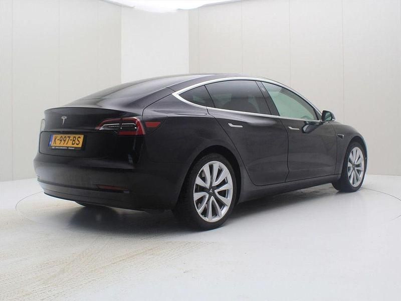 Gebraucht Tesla Model 3 Standard Range 225 kW (306 PS) 2020 Schwarz Limousine