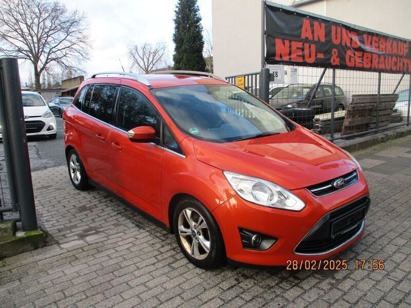 Gebraucht Ford Grand C-Max Champions Edition 150 PS (110 kW) 2012 Rot Van / Kleinbus