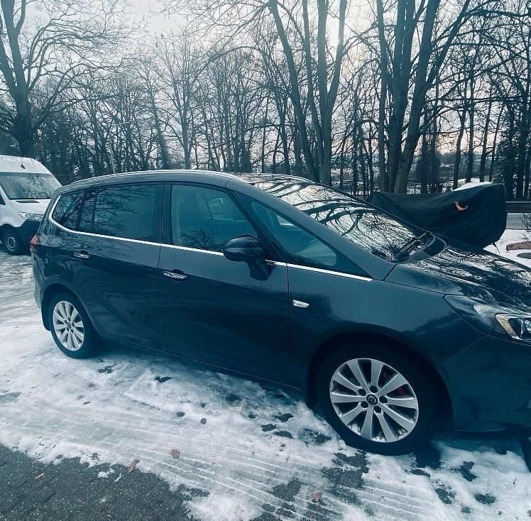 Gebraucht Opel Zafira 120 PS (88 kW) 2012 Van / Kleinbus