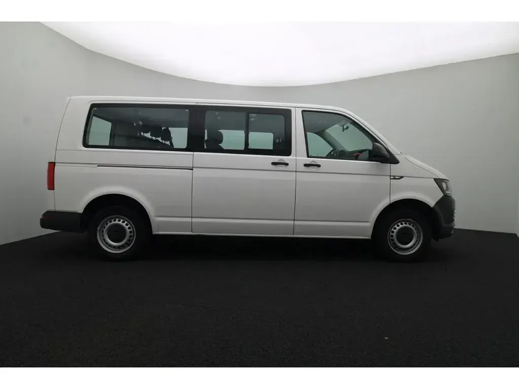 Używany VW Caravelle 150 KM (110 kW) 2016 Biały Van