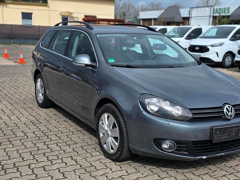 Gebraucht VW Golf VII 105 PS (77 kW) 2012 Grau Kombi