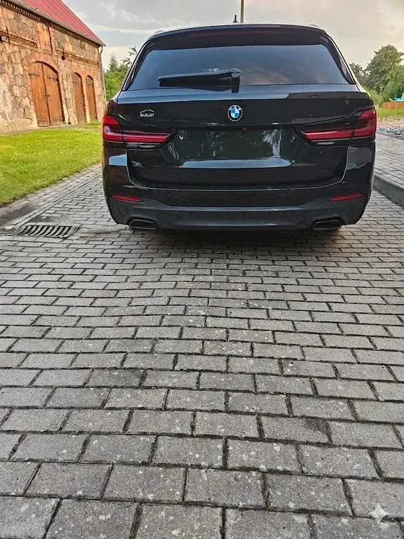 Gebraucht BMW 530 M Sport 286 PS (210 kW) 2021 Schwarz Kombi