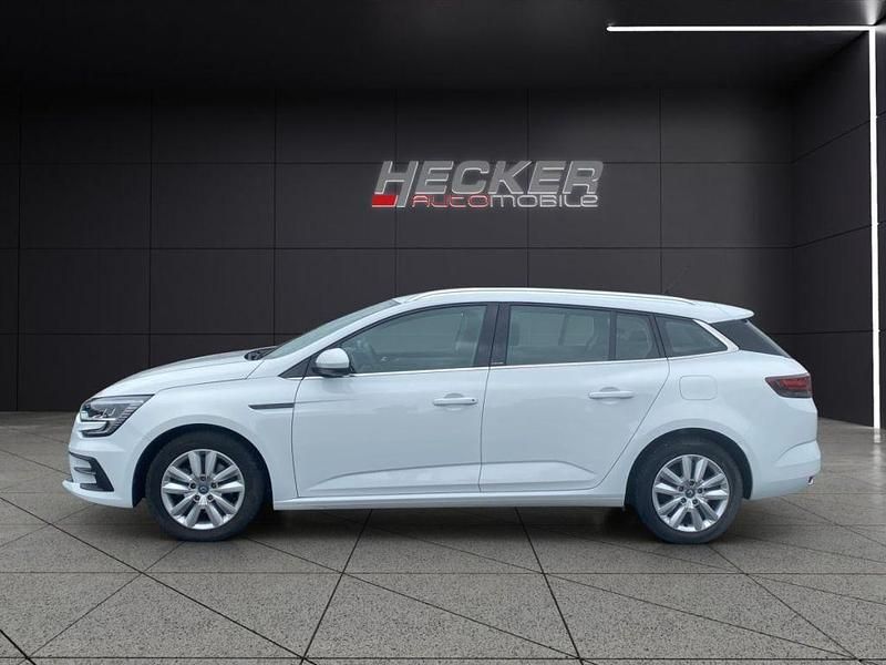 Gebraucht Renault Mégane IV 158 PS (116 kW) 2021 Gletscherweiss Kombi
