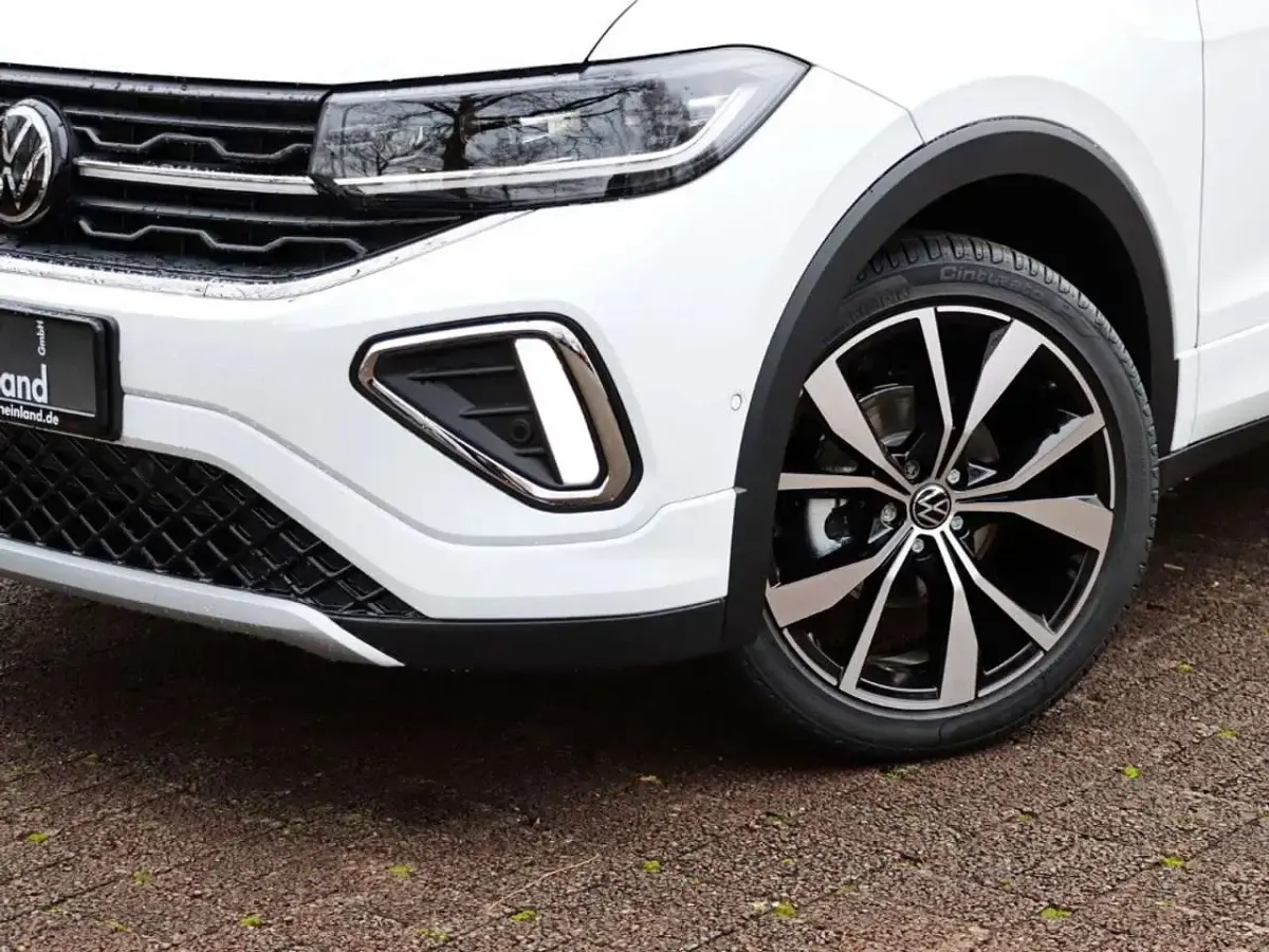 Gebraucht VW T-Cross IQ Drive 150 PS (110 kW) 2024 Weiss SUV