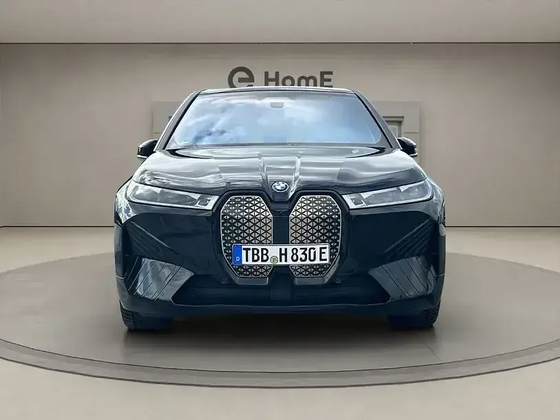 Gebraucht BMW iX Sport Line 455 kW (619 PS) 2023 Saphirschwarz metallic SUV
