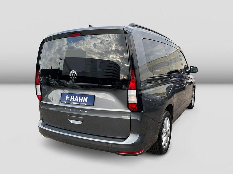 Gebraucht VW Caddy Maxi Life 122 PS (89 kW) 2022 Grau Van / Kleinbus