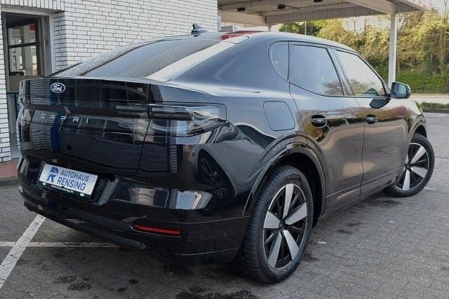 Używany Ford Capri Premium 250 kW (340 KM) 2025 Czarny SUV