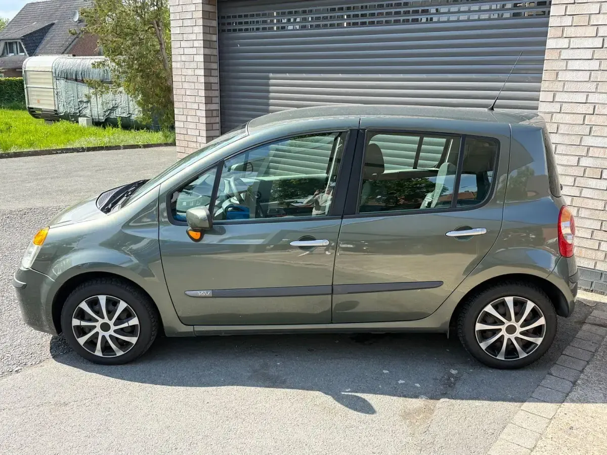 Gebraucht Renault Modus Authentique 75 PS (55 kW) 2005 Grau Van / Kleinbus