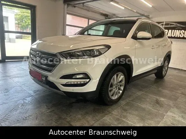 Gebraucht Hyundai Tucson Style 141 PS (103 kW) 2016 Weiß SUV