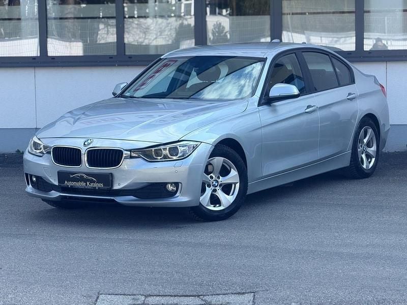 Gebraucht BMW 320 Efficient Dynamics 163 PS (119 kW) 2012 Silber Limousine