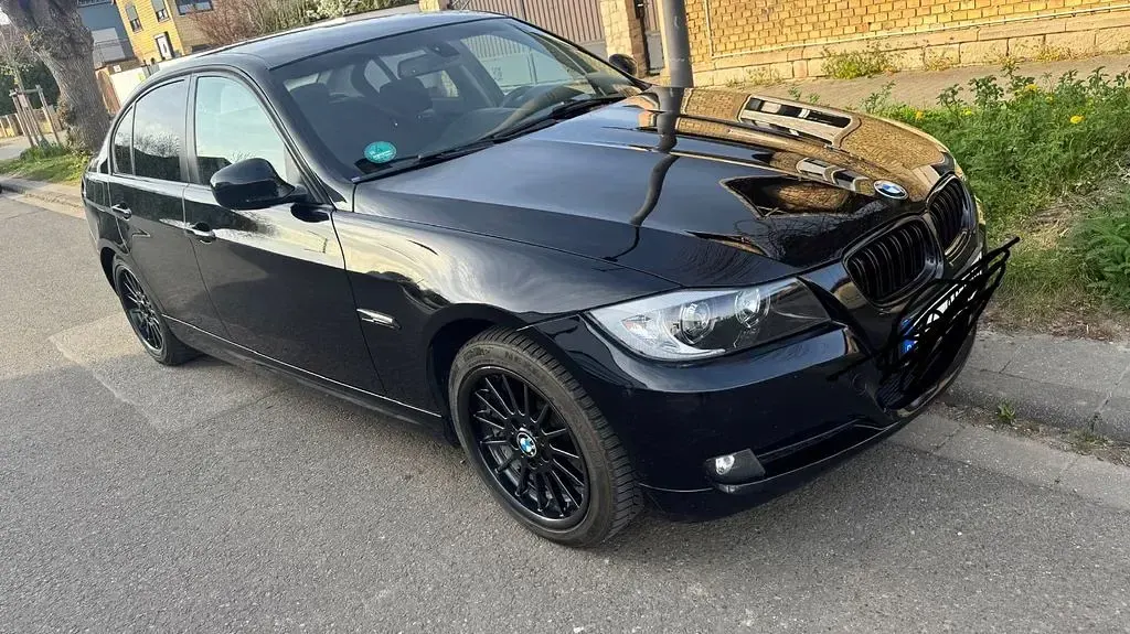 Usata BMW 320 Exclusive 184 CV (135 kW) 2011 Nero Berlina