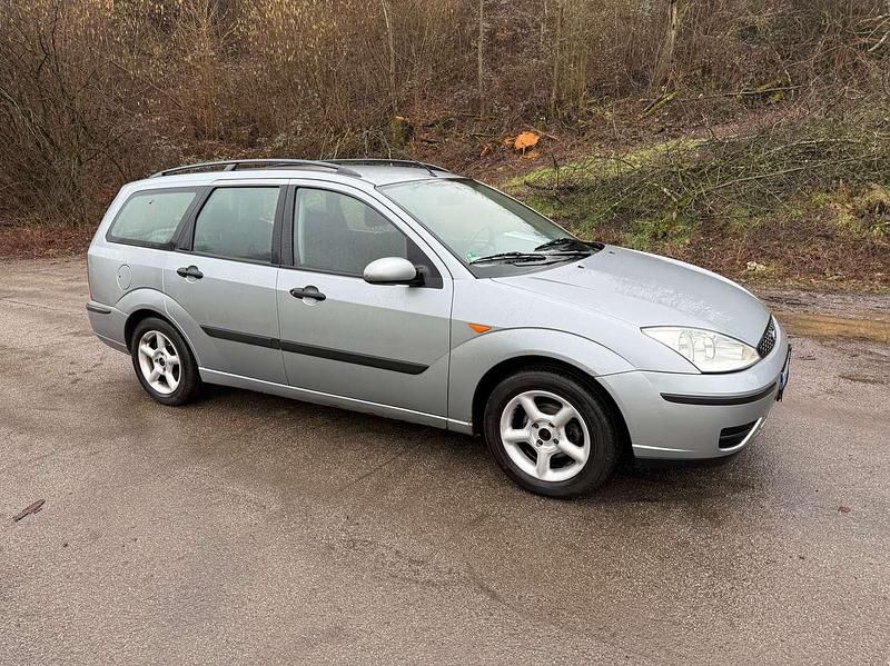 Second-hand Ford Focus 101 CP (74 kW) 2004 Gri Break
