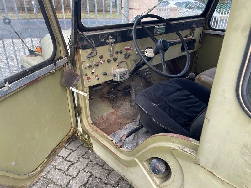 Occasion Jeep CJ 71 ch (52 kW) 1970 Beige SUV