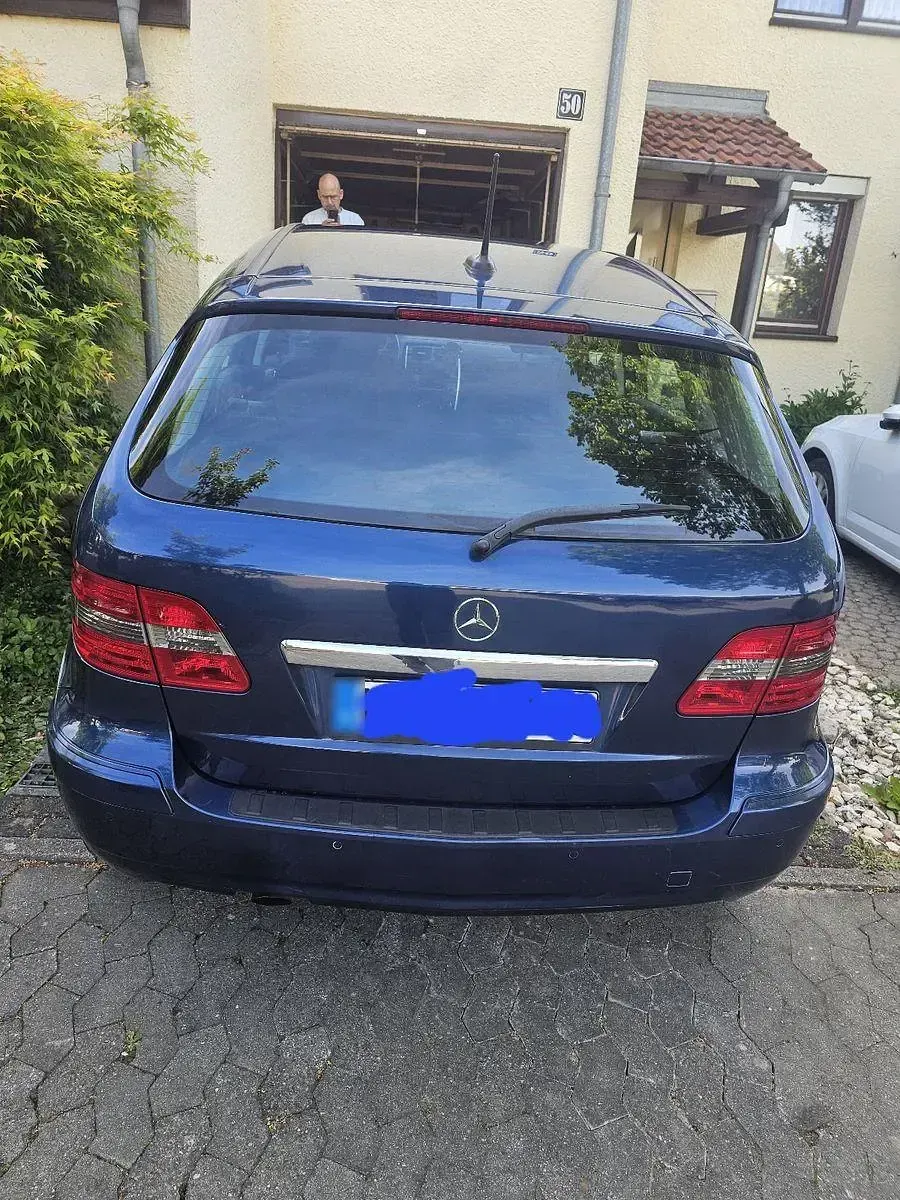 Gebraucht Mercedes B170 116 PS (85 kW) 2009 Blau Van / Kleinbus