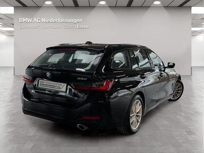 Gebraucht BMW 318 156 PS (114 kW) 2023 Schwarz Kombi