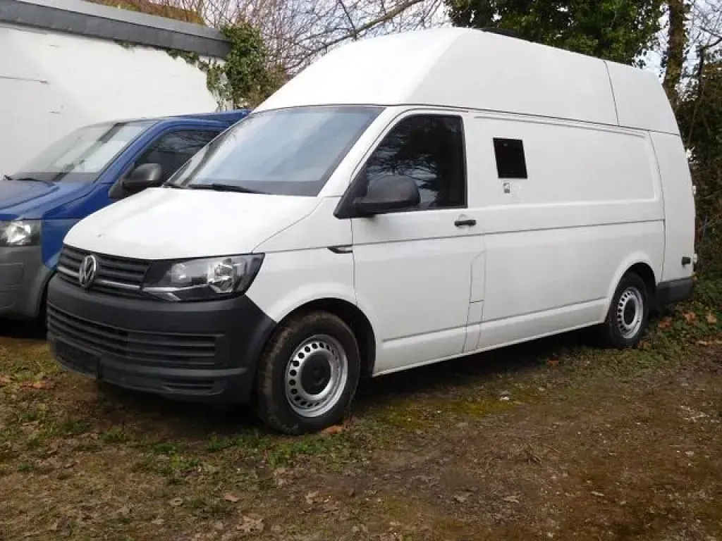 Second-hand VW T6 140 CP (102 kW) 2016 Alb Van