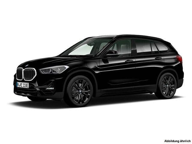 Gebraucht BMW X1 Sport Line 220 PS (161 kW) 2021 Schwarz SUV