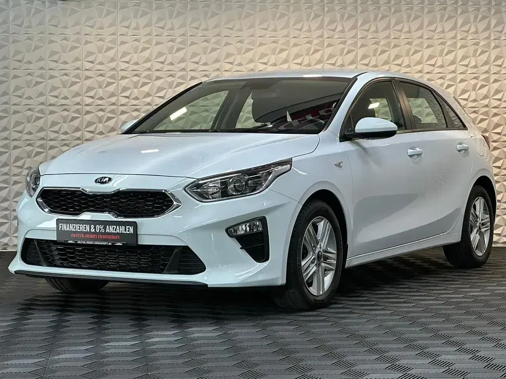 Gebraucht Kia Ceed Edition 7 101 PS (74 kW) 2020 Weiß Kleinwagen