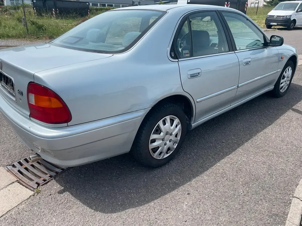Gebraucht Rover 600 116 PS (85 kW) 1997 Silber Limousine