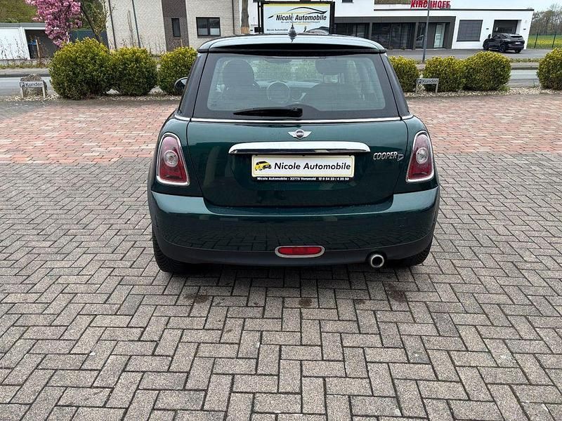 Usata Mini Cooper 109 CV (80 kW) 2007 Verde Utilitaria