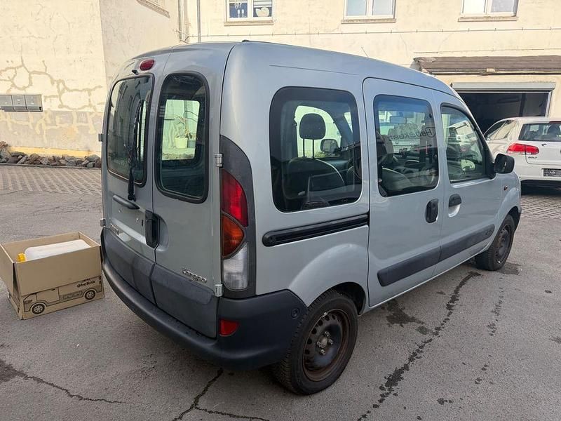 Gebraucht Renault Kangoo 75 PS (55 kW) 2002 Silber Van / Kleinbus