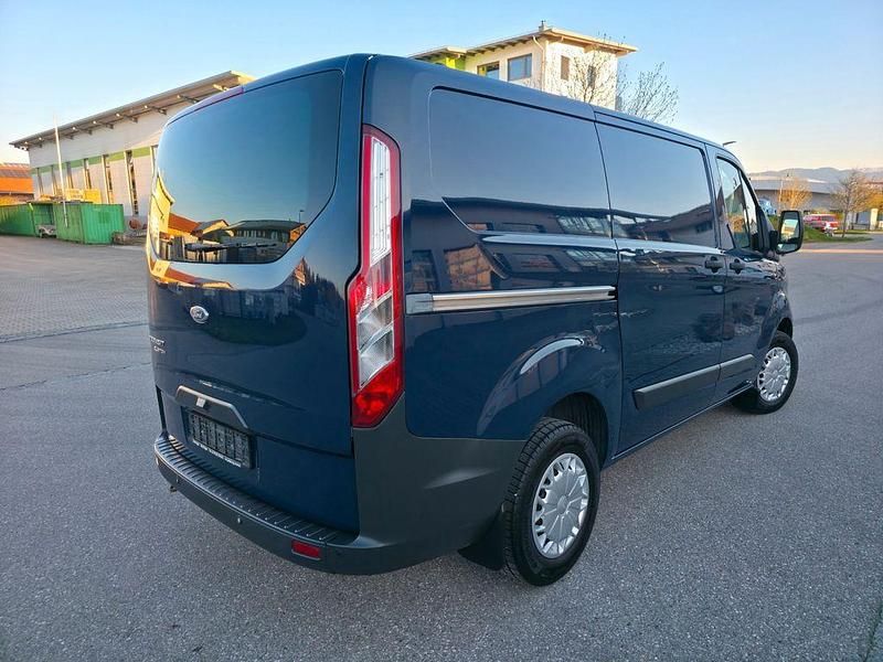 Second-hand Ford Transit Custom 125 CP (91 kW) 2015 Albastru Monovolum