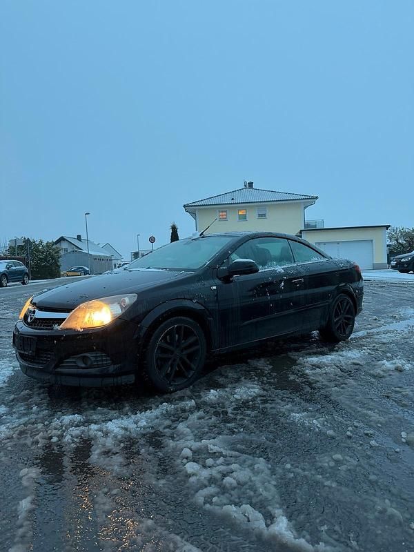 Schwarz Gebraucht 2006 Opel Astra Cabriolet Cabrio | 1.099 € (Superpreis) - Bild 1/4