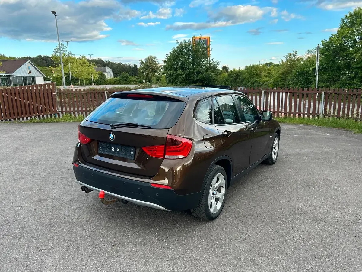 Gebraucht BMW X1 184 PS (135 kW) 2012 Braun SUV