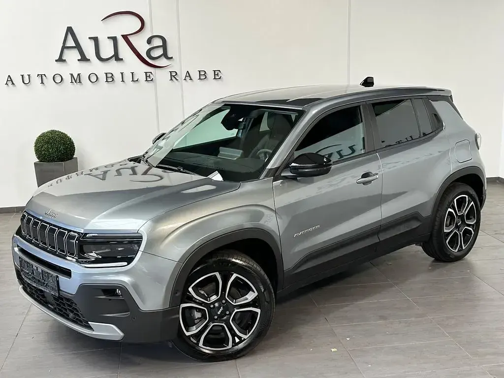 Gebraucht Jeep Avenger EV Altitude 114 kW (156 PS) 2025 Stone grey SUV