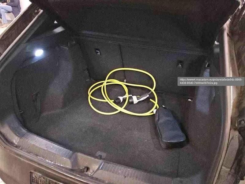 Gebraucht VW ID.4 Pro Performance 150 kW (204 PS) 2021 Mangangrau metallic SUV