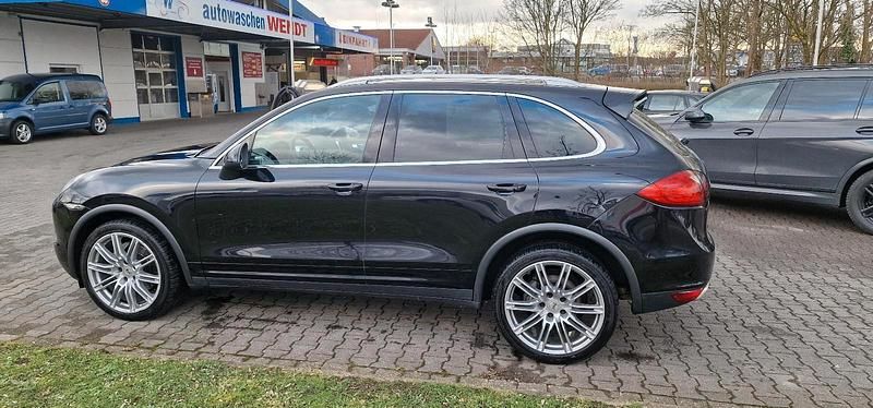 Gebraucht Porsche Cayenne 240 PS (176 kW) 2010 Schwarz SUV
